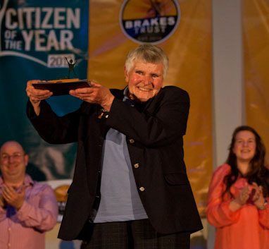 Margaret Kite receives her trophy
